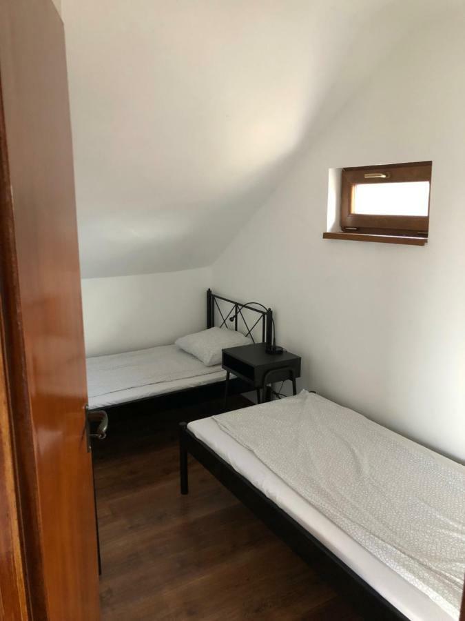 Starlight Apartment Mezőkövesd Exteriör bild